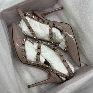 Valentino Garavani Rockstud Shoes 36 Blush